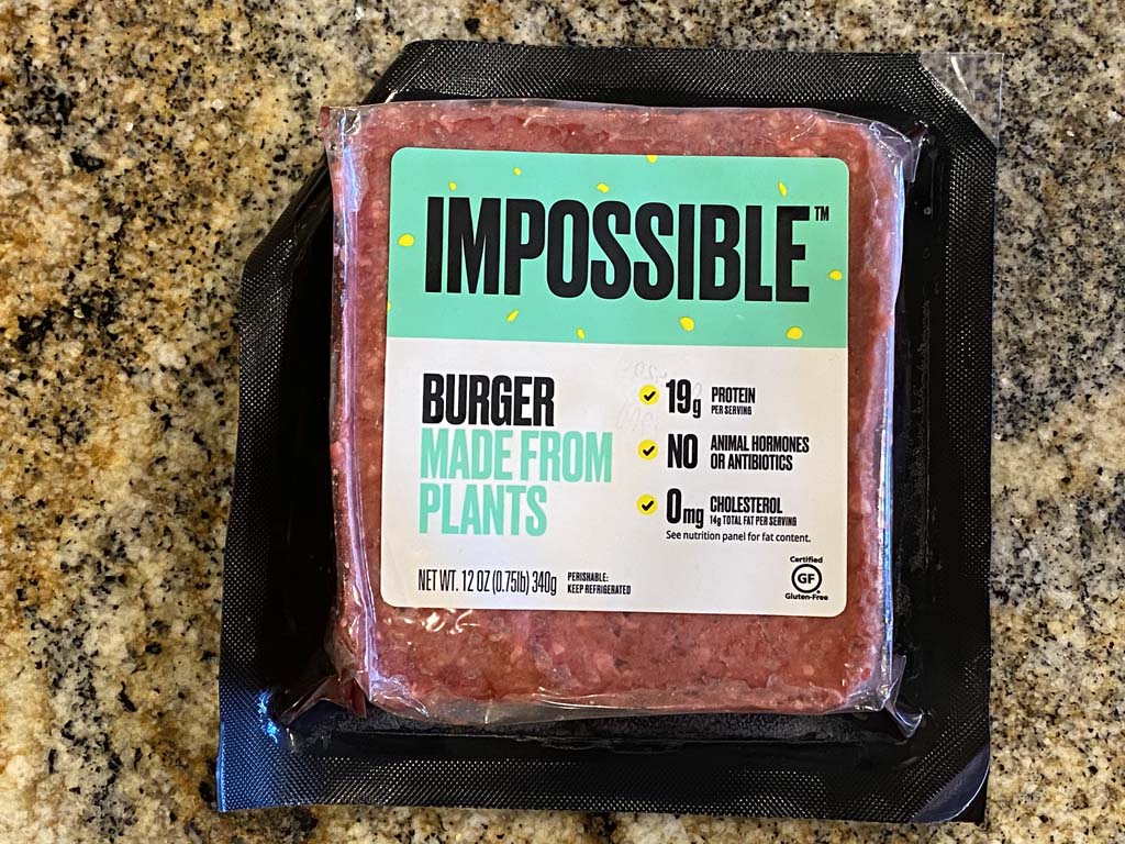 https://virtualwebergasgrill.com/wp-content/uploads/2020/08/impossible-burger-1.jpg